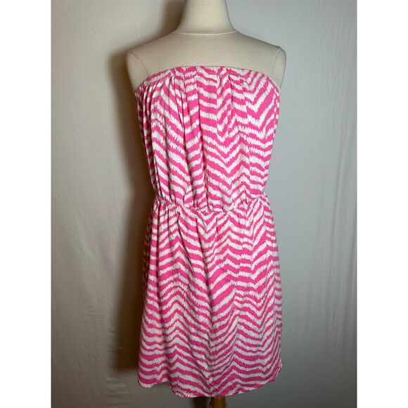 Lilly Pulitzer Dresses & Skirts - Lilly Pulitzer Strapless Summery Pink and White Dress Size XL